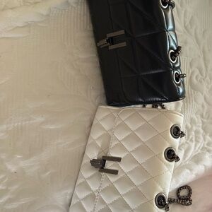 Quilted Chain Shoulder Bag - Black & White